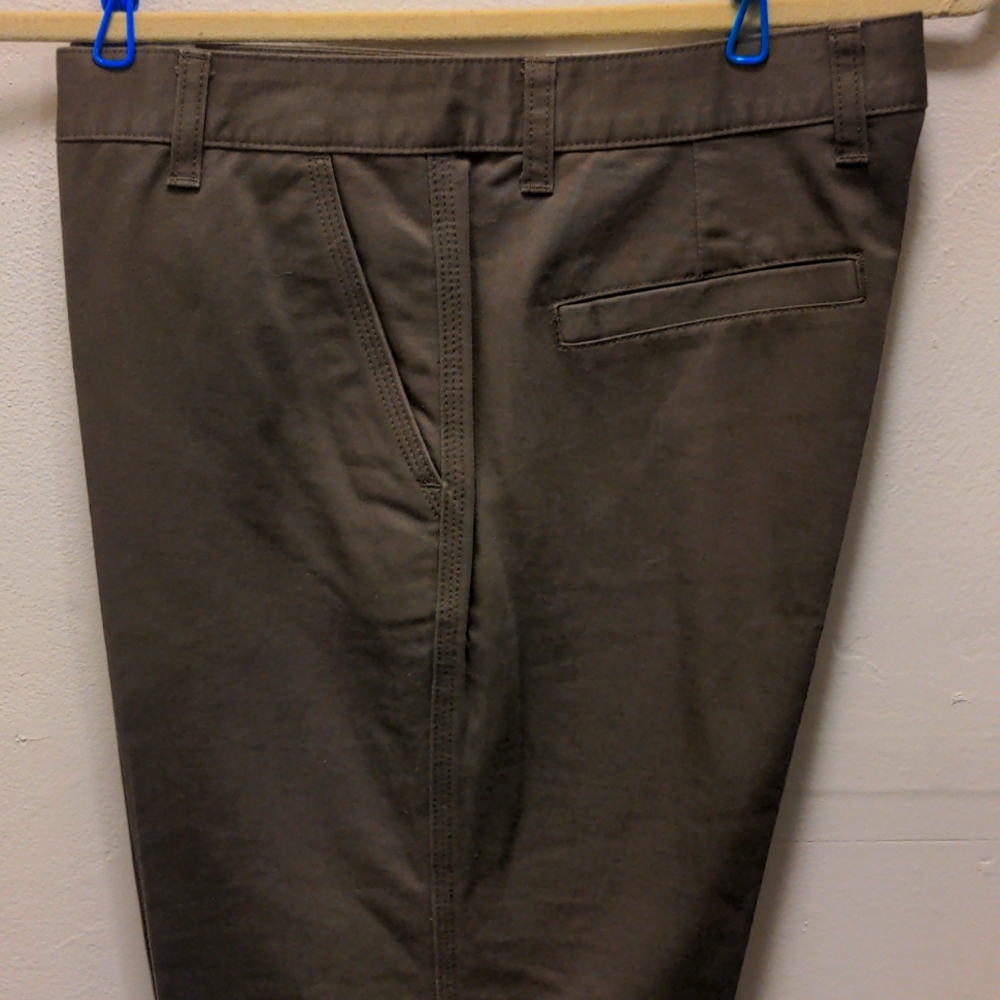 🍀 3/$9 NWT Women Straight Leg Slacks - Picture 7 of 13